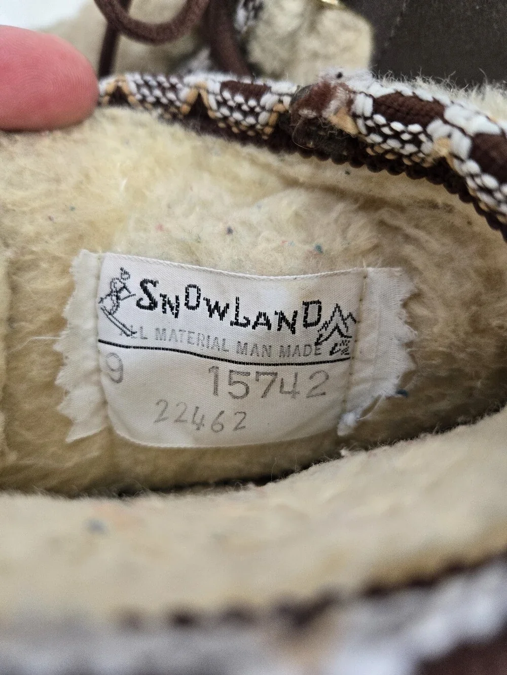 Vintage 70s Snowland Boots Women’s 9 Brown Faux Fur Lace Up Après Ski